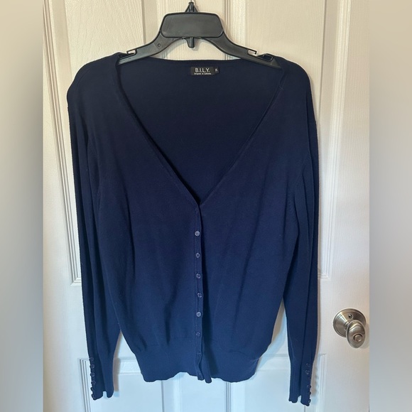 Chic Navy Blue Button Down Cardigan - Picture 1 of 4